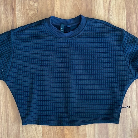 ❤️ Lululemon LAB Textured Grid Cropped Pullover Crew Sweater Size 4 Black NWT - Picture 7 of 13